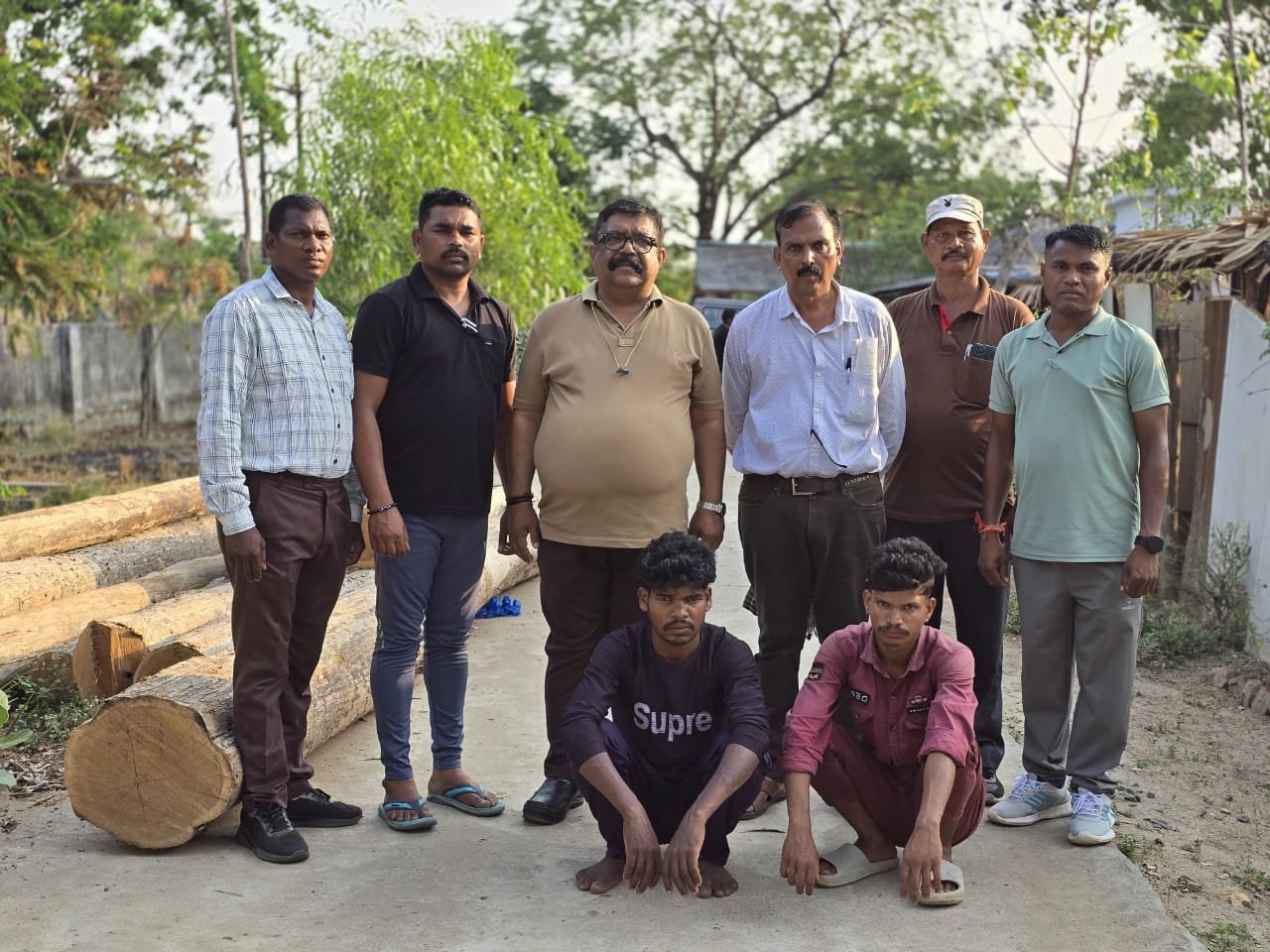 भालू की निर्दयी हत्या के मामले में दो आरोपियों को ग्राम पुट्ठेपाड़ से गिरफ्तार कर लिया गया है। यह कार्रवाई छत्तीसगढ़ के वन मंत्री केदार कश्यप के सख्त निर्देश पर की गई,