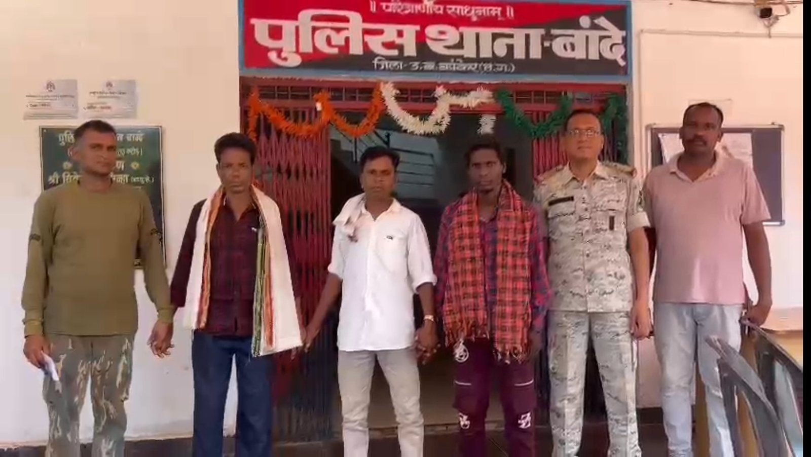 014 से फरार चल रहे तीन नक्सली सहयोगी गिरफ्तार, सड़क निर्माण में लगे वाहनों में की थी आगजनी