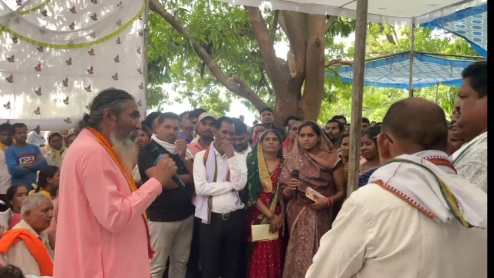 समाधान शिविर में फिर गरजे सांसद भोजराज नाग फसर की जमकर ली क्लास