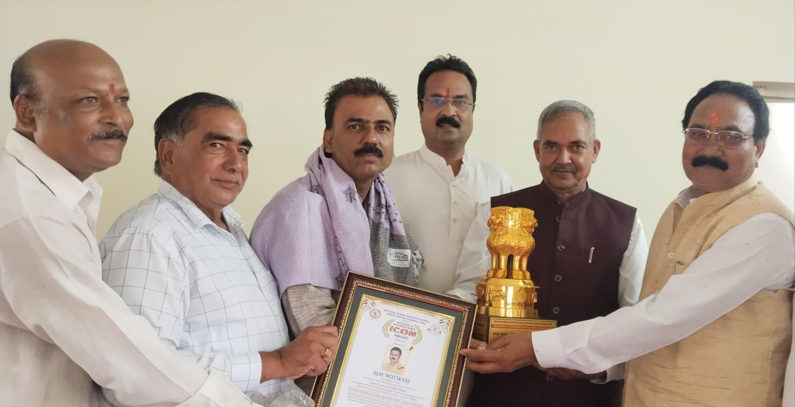अजय पप्पू मोटवानी को इंटरनेशनल आइकॉन सम्मान