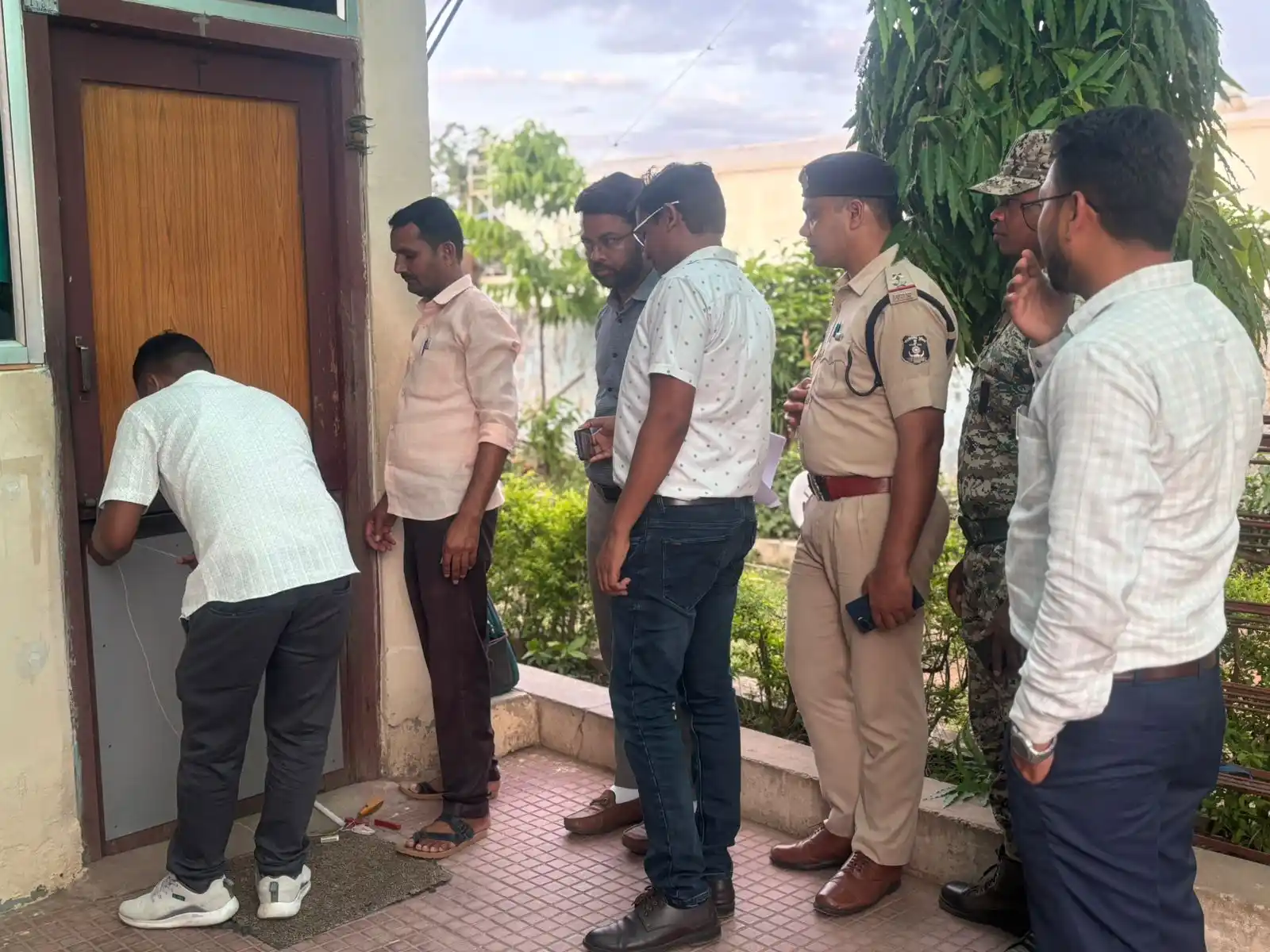नगर के विवादित 'मदर मेरी अस्पताल' पर प्रशासन की बड़ी कार्रवाई, अस्पताल सील