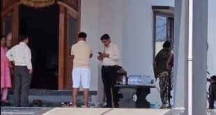 तेंदूपत्ता संग्राहकों को वितरित की जाने वाली करीब 6 करोड़ रुपये की बोनस राशि में कथित अनियमितताओं के मद्देनजर की गई है।