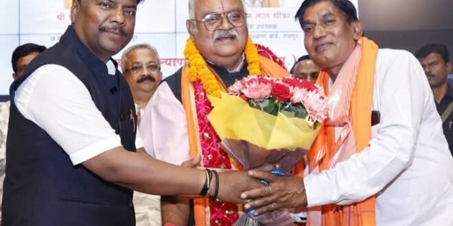 मछुआ कल्याण बोर्ड के नवनियुक्त अध्यक्ष भरत मटियारा ने आज राजधानी रायपुर स्थित सिविल लाइंस ऑडिटोरियम में विधिवत रूप से पदभार ग्रहण किया।