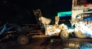 पिकअप और बोरगाड़ी की भीषण टक्कर, चालक की मौके पर ही मौत