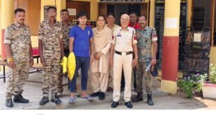 सोशल मीडिया के ज़रिए पहले दोस्ती और फिर ब्लैकमेलिंग