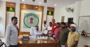 दुधावा तालाब में चल रहे सफाई एवं गहरीकरण कार्य को लेकर राजनीतिक पारा फिर चढा
