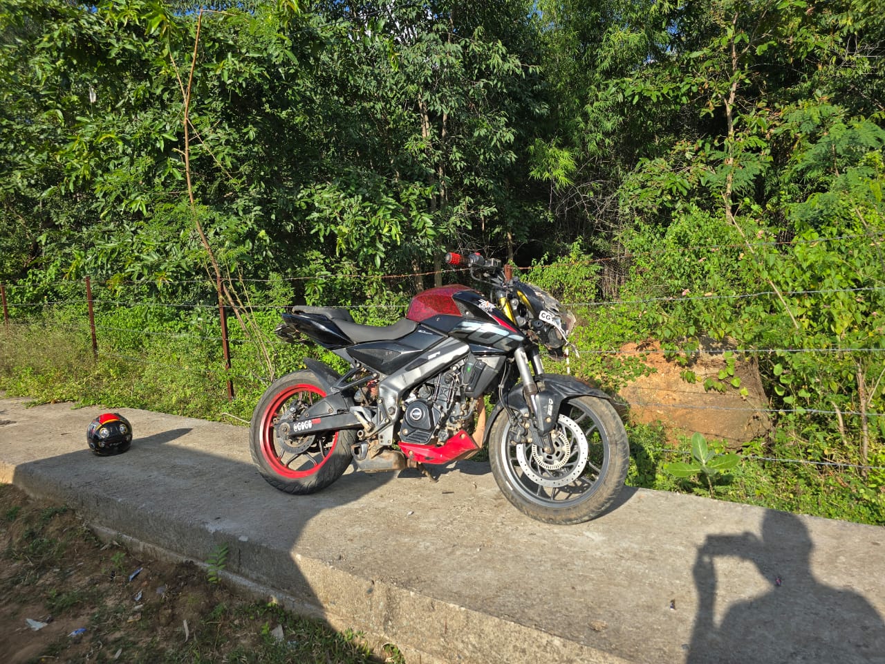 कांकेर, छत्तीसगढ़, सड़क हादसा, कांकेर रोड एक्सीडेंट, ऑक्सी वन हादसा, दीपावली हादसा, तेज रफ्तार कार, ट्रैफिक दुर्घटना, जिला अस्पताल कांकेर, घायल यात्री, कांकेर पुलिस, गोविंदपुर रोड, वाहन दुर्घटना, रोड सेफ्टी, 108 एंबुलेंस, पुलिस जांच, सड़क सुरक्षा, ट्रैफिक नियम, त्योहारों में हादसे, रोड एक्सीडेंट न्यूज, BreakingNewsKanker, ChhattisgarhNews, KankerUpdate, AccidentAlert, LocalNewsCG, SafetyFirst, KankerLive